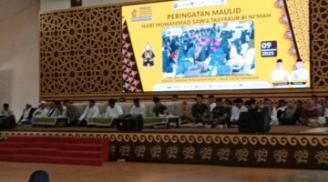 ‎Peringatan Maulid Nabi dan Hari Jadi Kabupaten Sukabumi ke-155 Digelar Meriah di Warungkiara